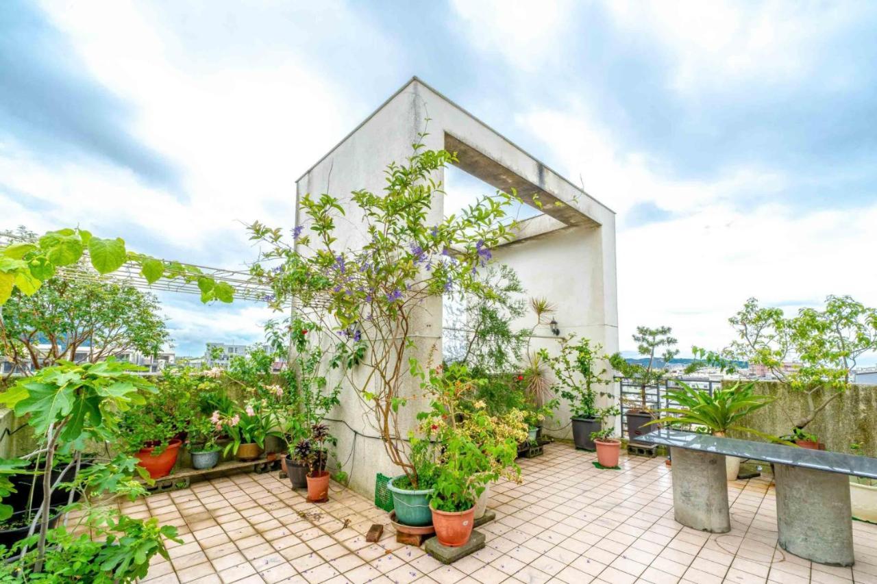 五葉松民宿-電梯民宿 近慈濟中小學及慈科大及人社院 Hualien Exterior foto