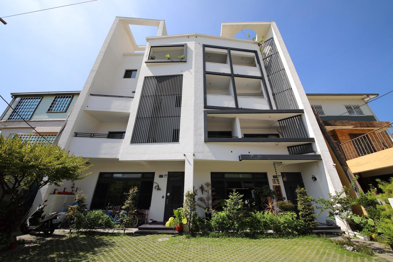 五葉松民宿-電梯民宿 近慈濟中小學及慈科大及人社院 Hualien Exterior foto